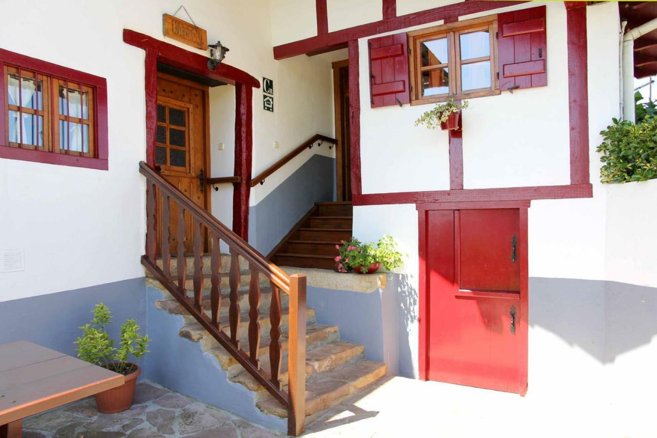 Casa Katton Villa Etxalar Exterior photo